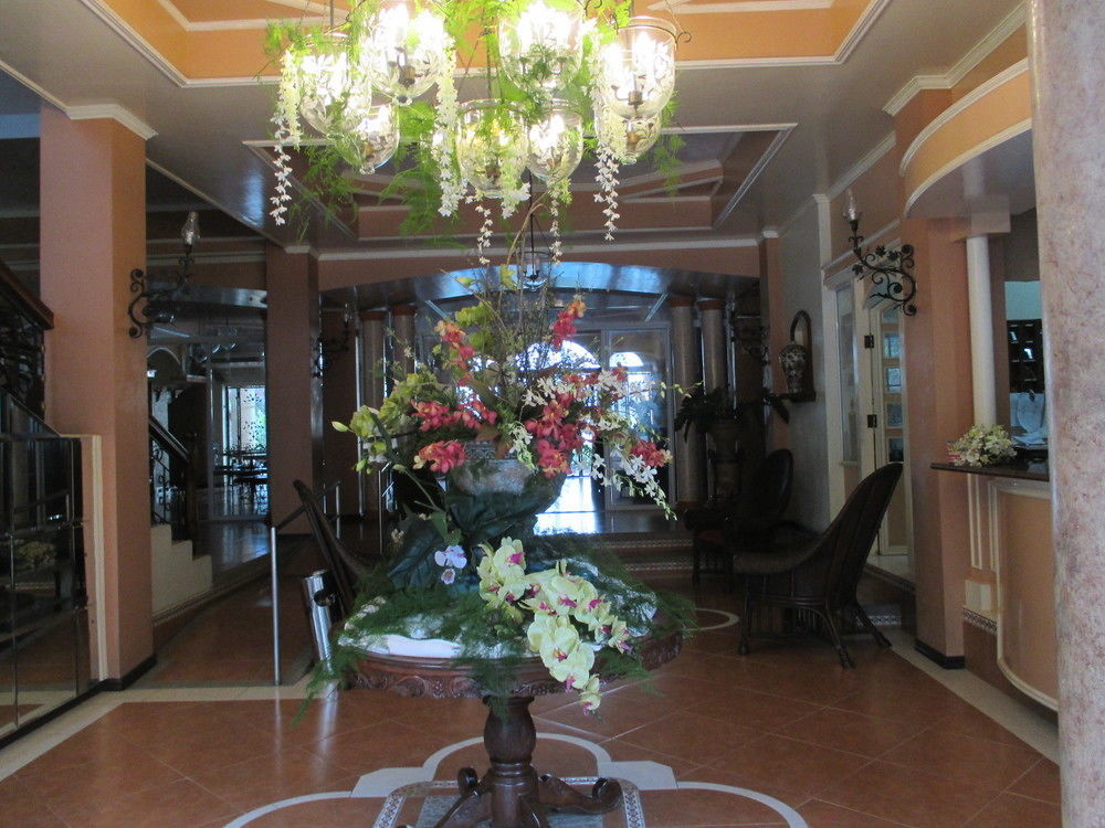 ชาโตว์เดลมาร์ Hotel Davao ภายนอก รูปภาพ